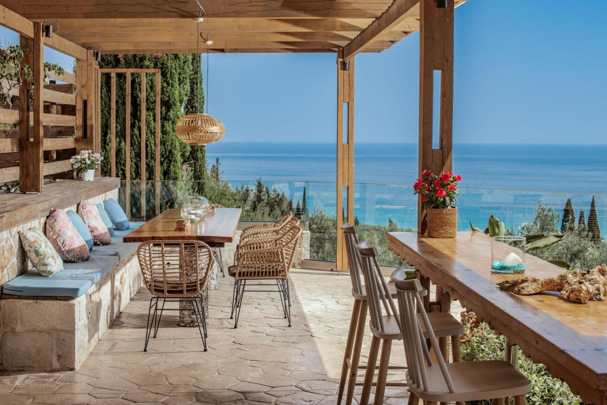 Artemis - Spectacular Views & Ideal For Large Groups, By Zantewize Khartata