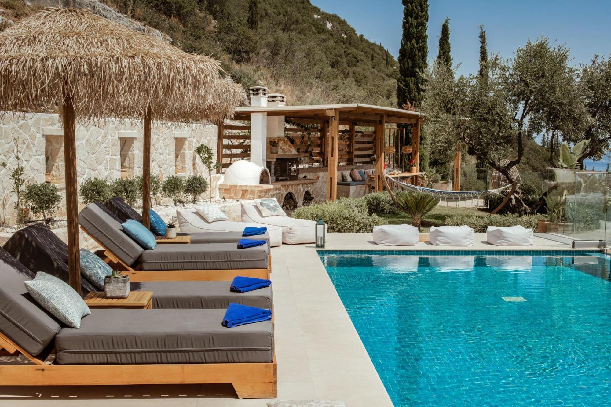 Villa Artemis - Spectacular Views & Ideal For Large Groups, By Zantewize *