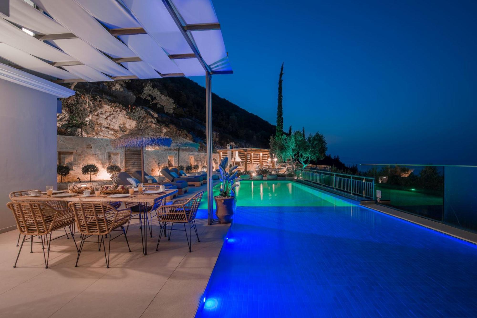Villa Artemis - Spectacular Views & Ideal For Large Groups, By Zantewize Khartata
