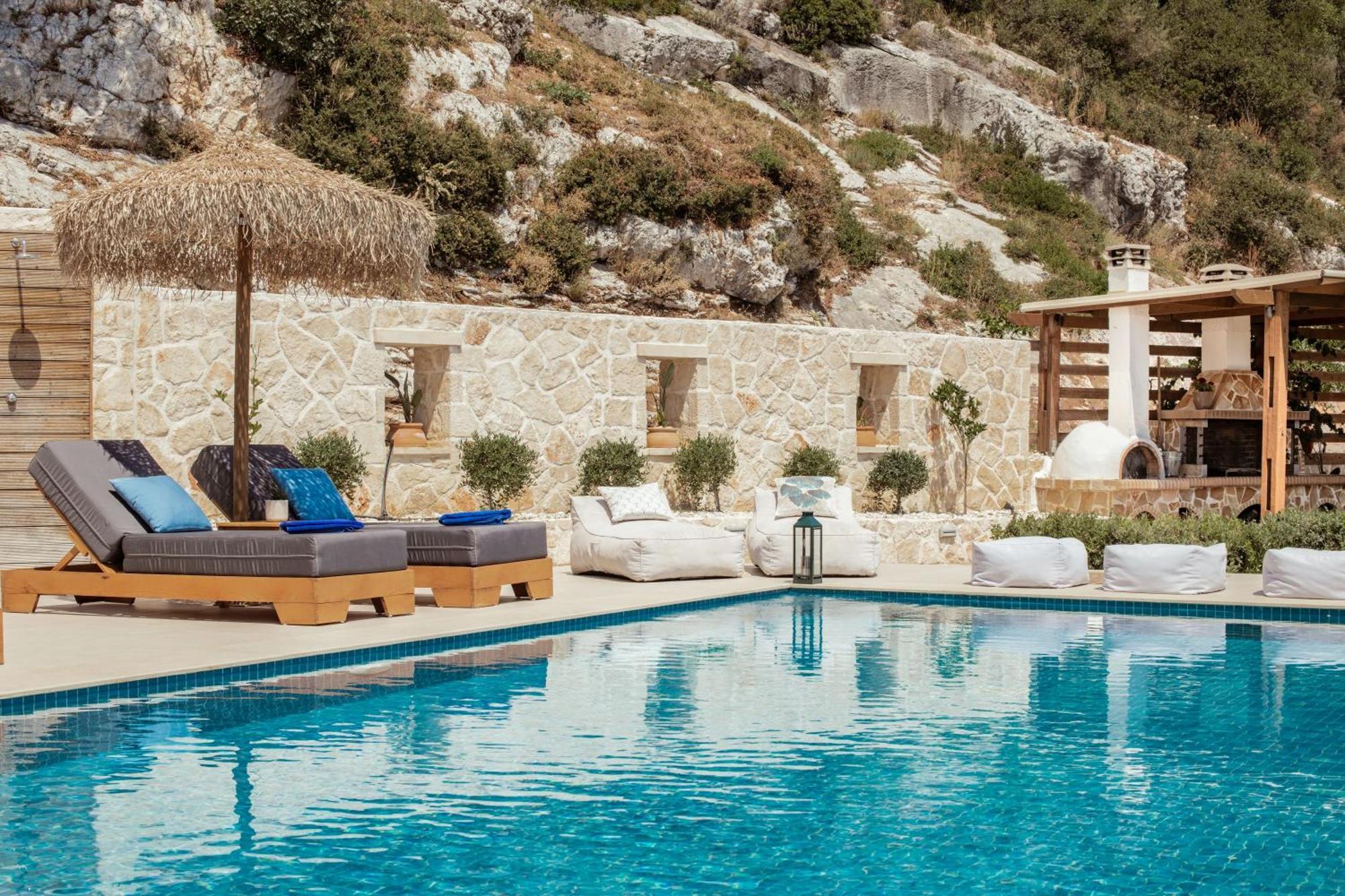 Villa Artemis - Spectacular Views & Ideal For Large Groups, By Zantewize
