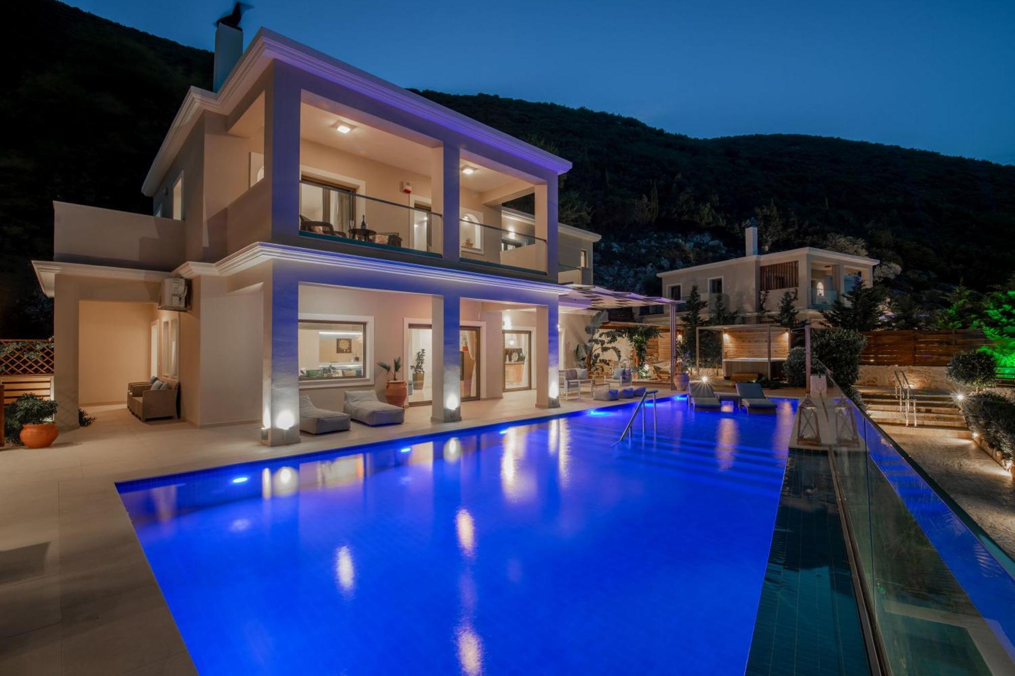 Villa Artemis - Spectacular Views & Ideal For Large Groups, By Zantewize